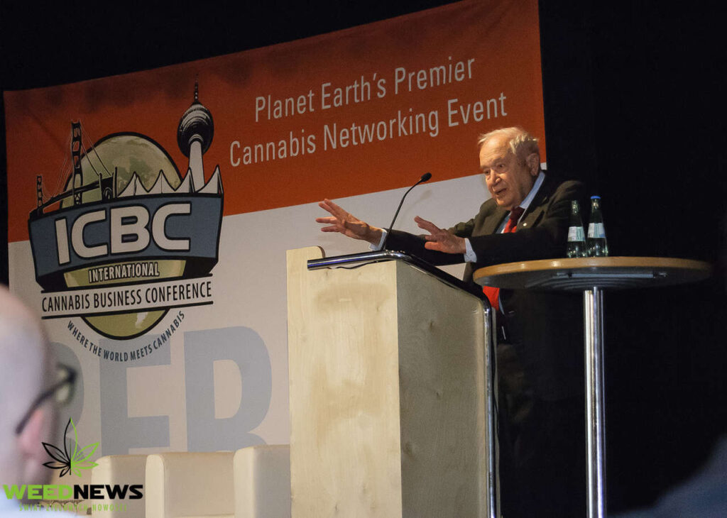 zmarł prof. Raphael Mechoulam