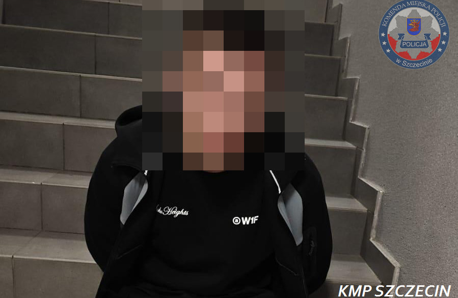 zaproponował tajniakom marihuanę